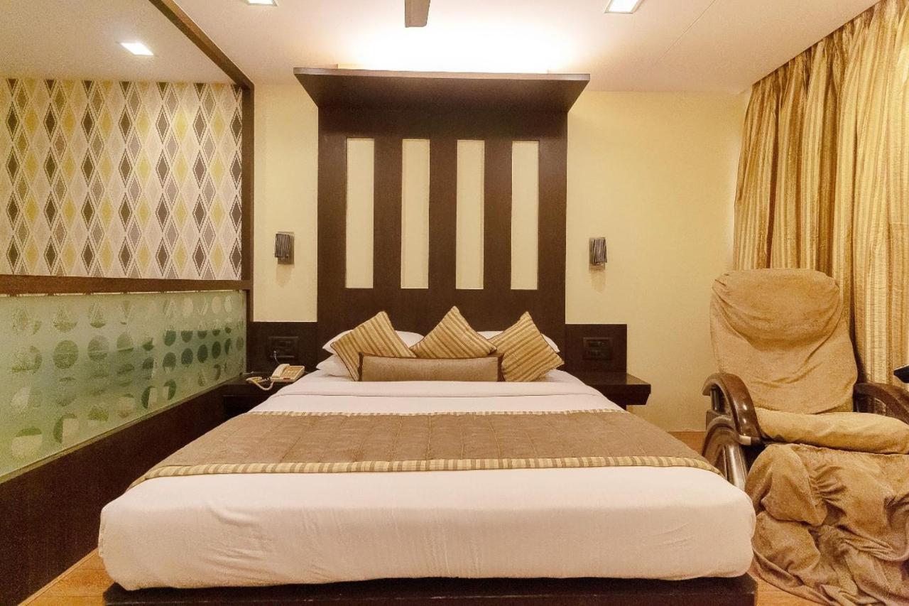 Hotel Silver Inn Мумбаї Екстер'єр фото